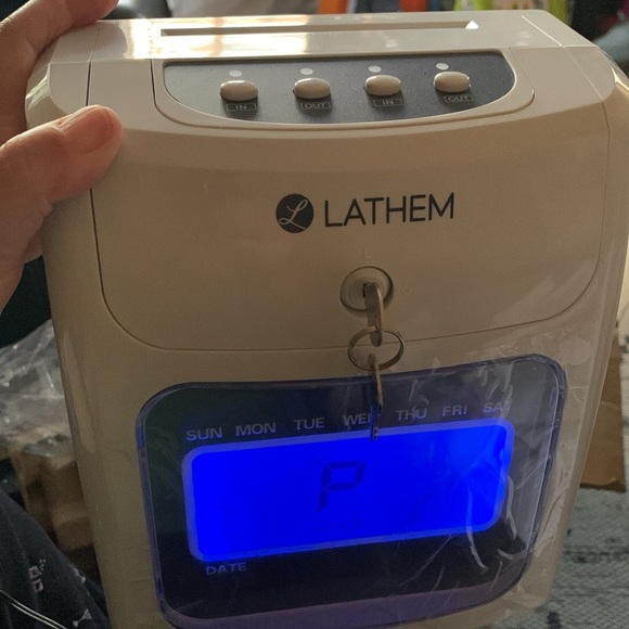 BNWT Lathem 400E-Kit Automatic Digital TimeClock **Missing One Set of Keys** - Picture 5 of 6